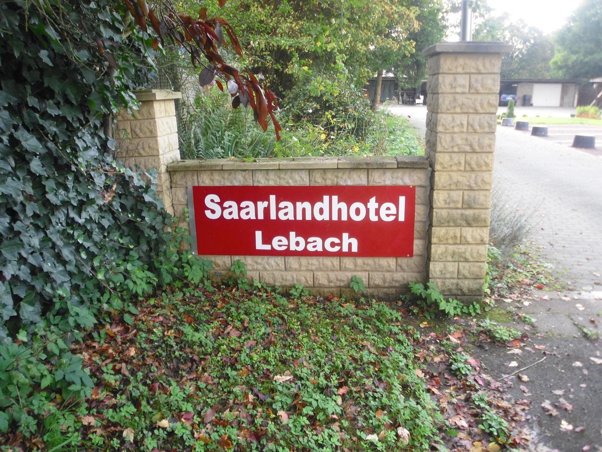 Hotel Saarland 莱巴赫 外观 照片